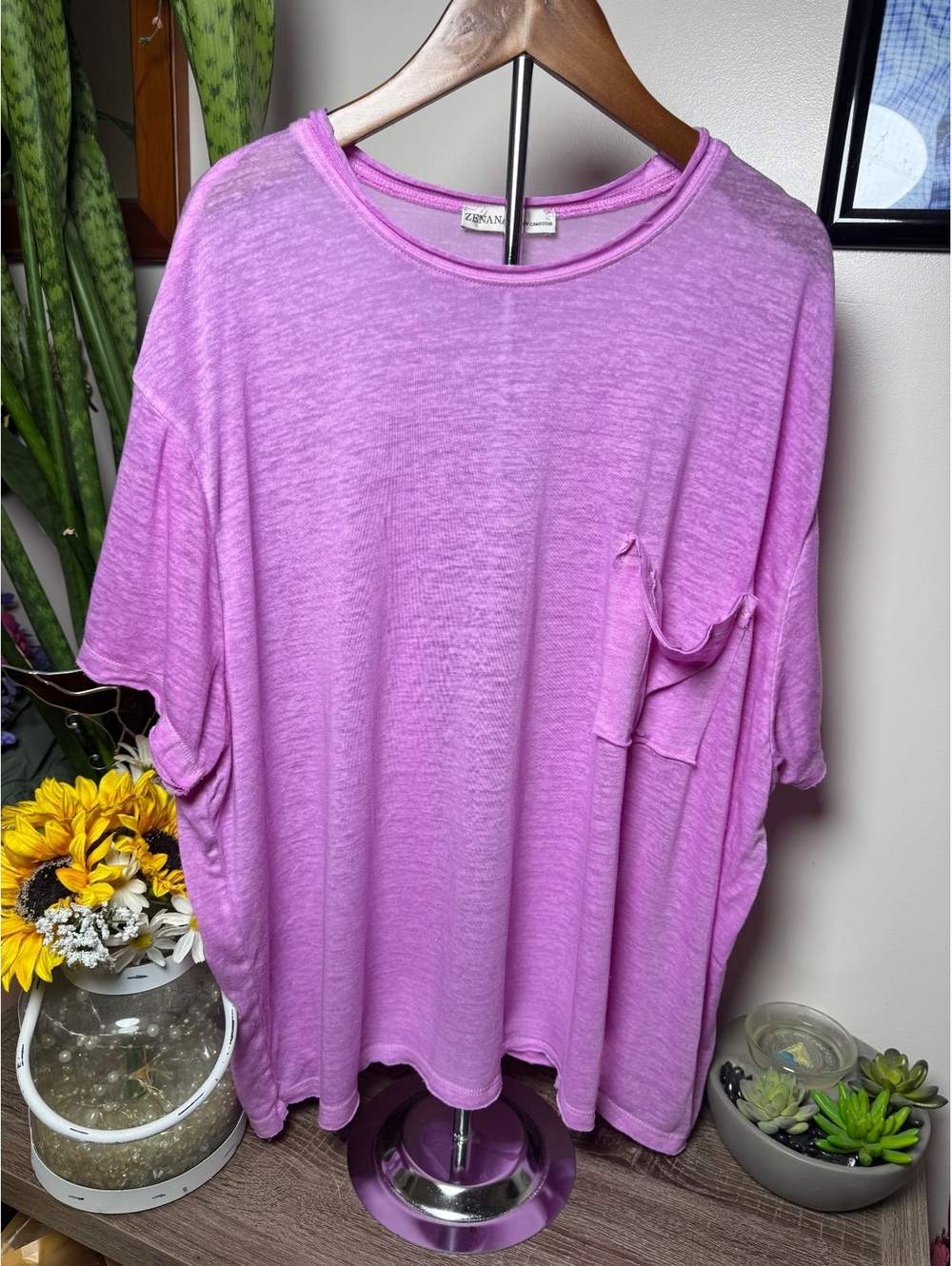 Zenana Burnout Slouchy Pocket Tee in a Small/Medium.